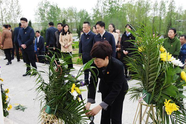 四川公安的无名祭是现实版伪装者，是什么让他们坚持下来的？